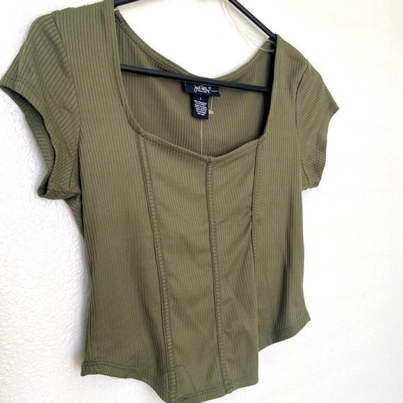 Tops - Green tee